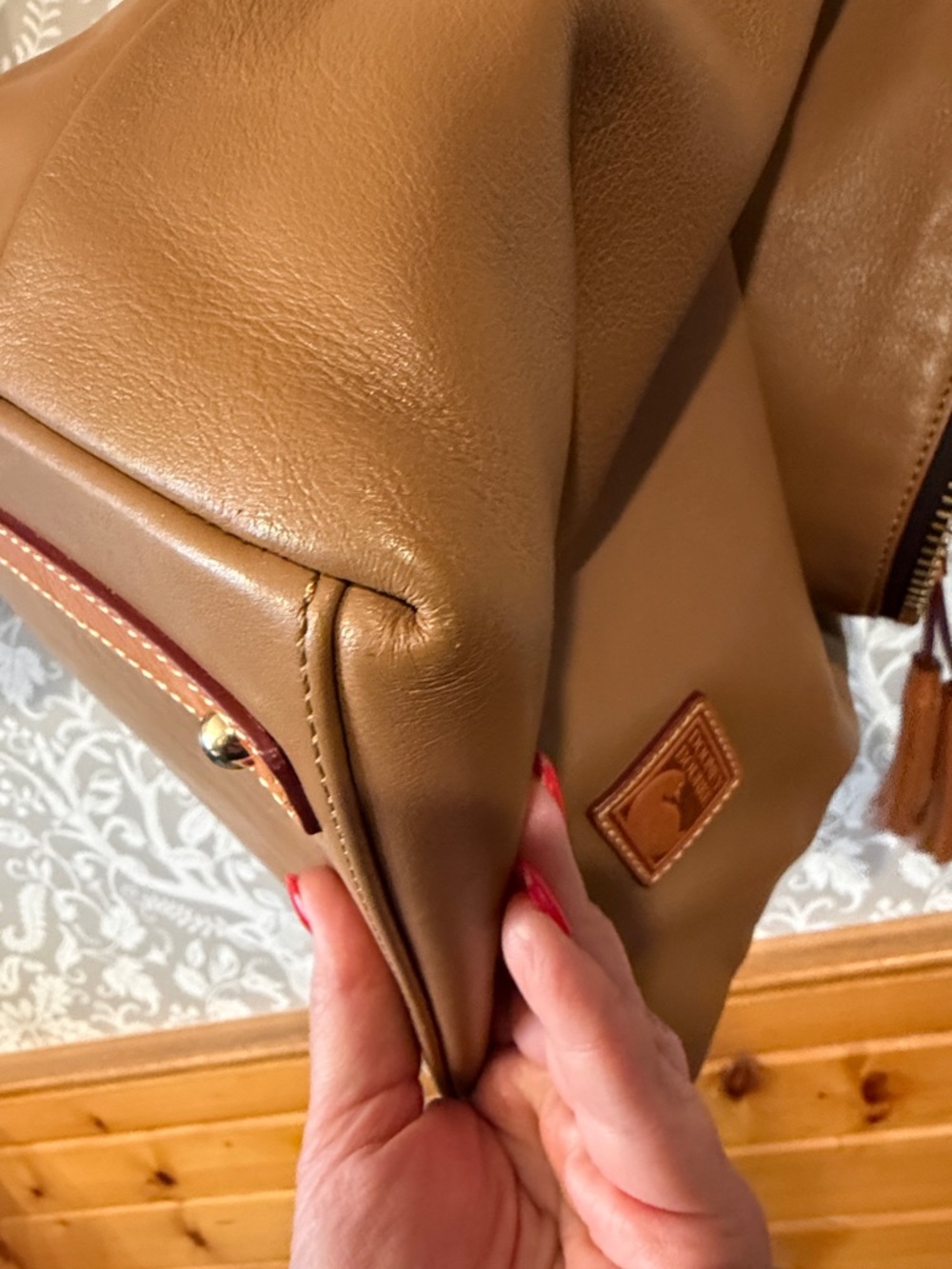 Dooney and Bourke McKenzie hobo Taupe Smooth Leather Vachetta Trim & Handles EUC - Picture 13 of 16